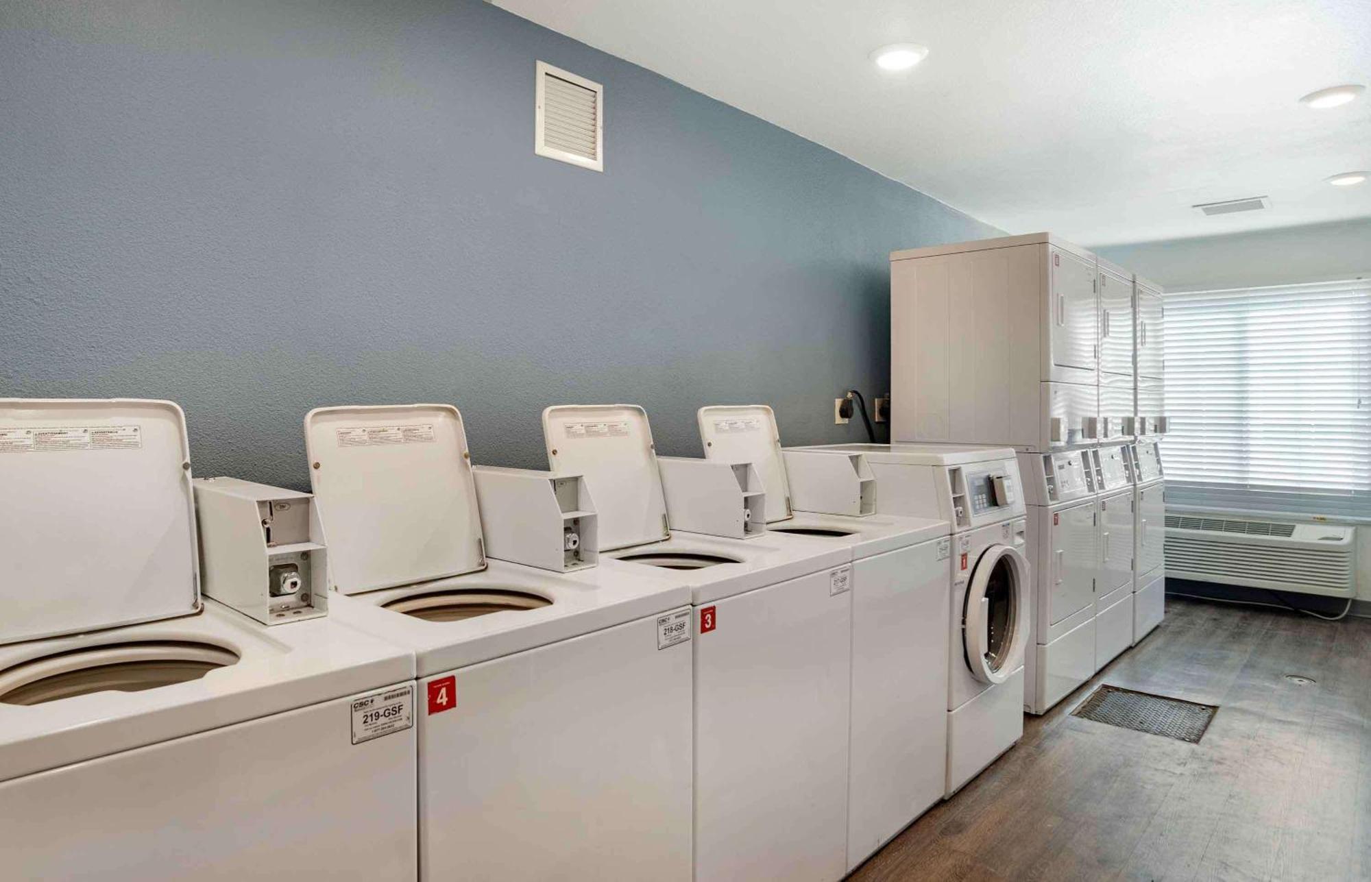 Extended Stay America Select Suites - Springdale Bagian luar foto